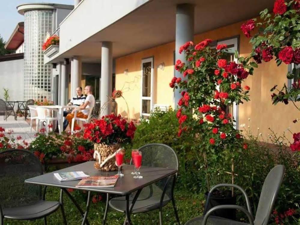 Ambra Hotel 3*